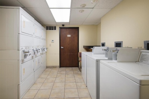 Markham House Suites Little Rock Medical Center image 14