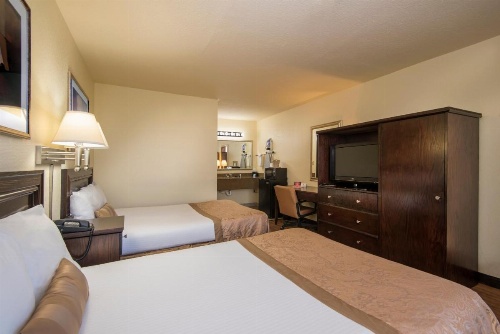 Markham House Suites Little Rock Medical Center image 17